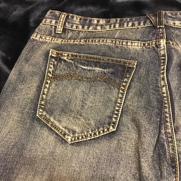 Jeans - Picture 3 of 4